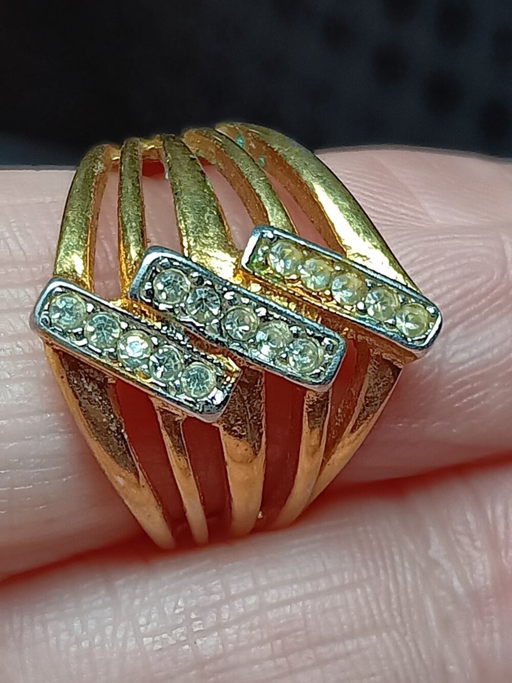 Vintage 18K HGE Two-Tone Multi-Strand Cocktail Ring – Tiered Crystal "Staircase"